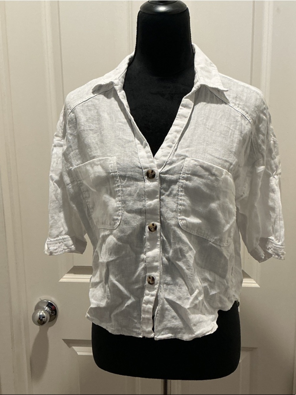 Zara White Cropped Button-Down Linen Shirt EUC - Picture 3 of 5